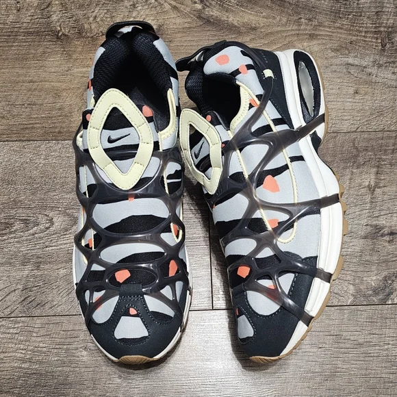 Nike kukin sneaker Men's Size 11